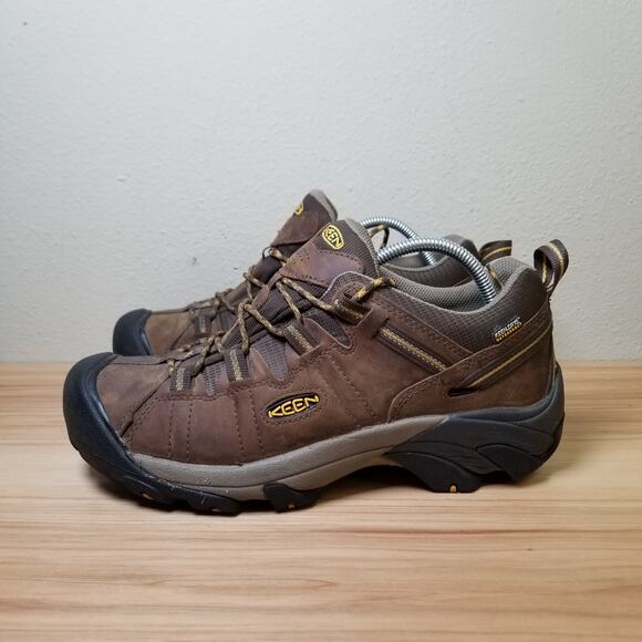 Keen Men's Size 10.5 Wide Targhee Waterproof Hiking Shoes Brown All Terrain - Picture 1 of 12